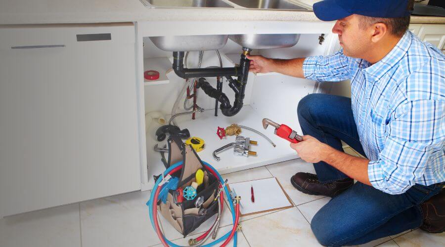 Local expert plumbing services in West Unity, OH